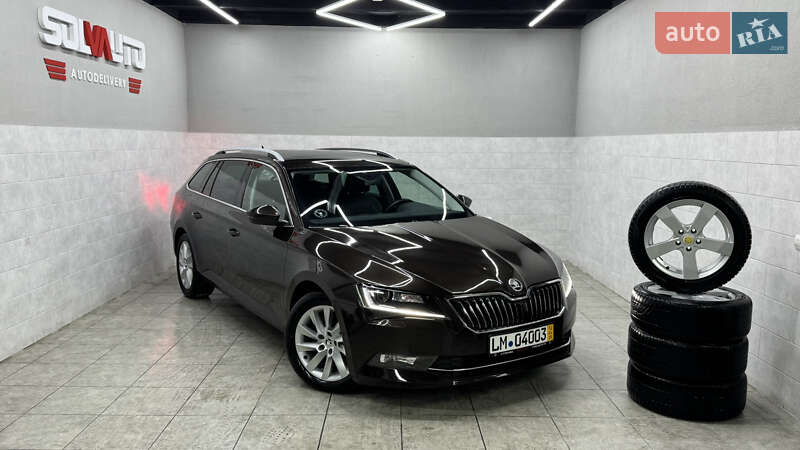 Универсал Skoda Superb 2019 в 