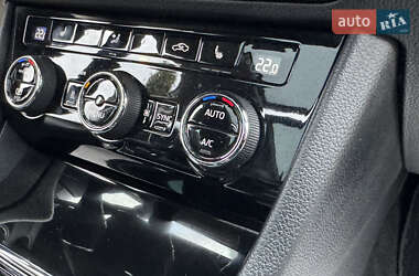 Универсал Skoda Superb 2019 в 