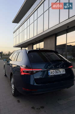 Универсал Skoda Superb 2022 в 