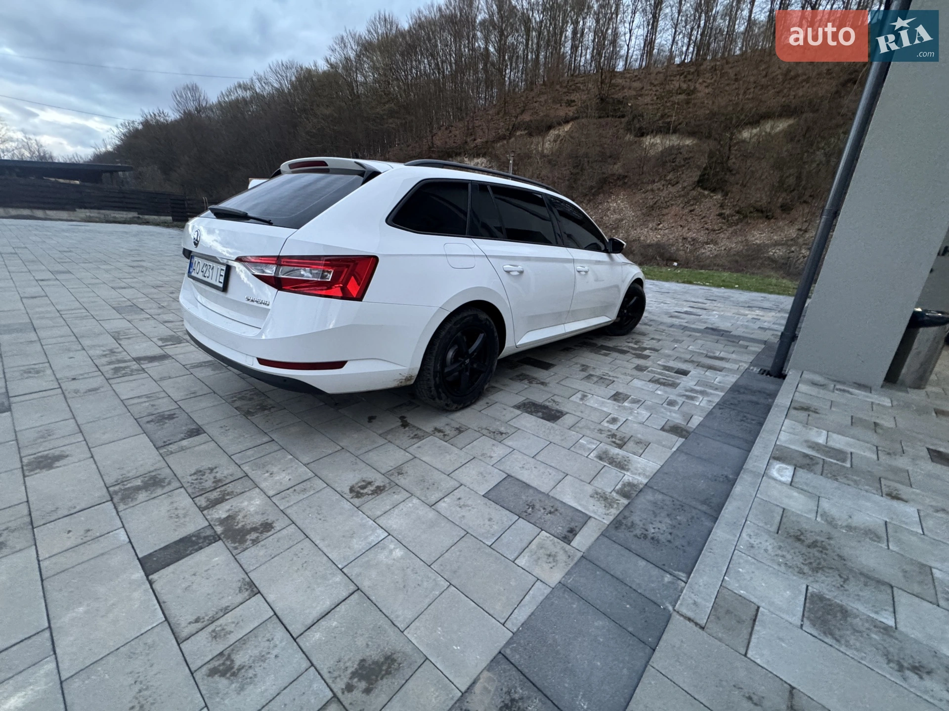2019 Skoda Superb - мініатюра 12