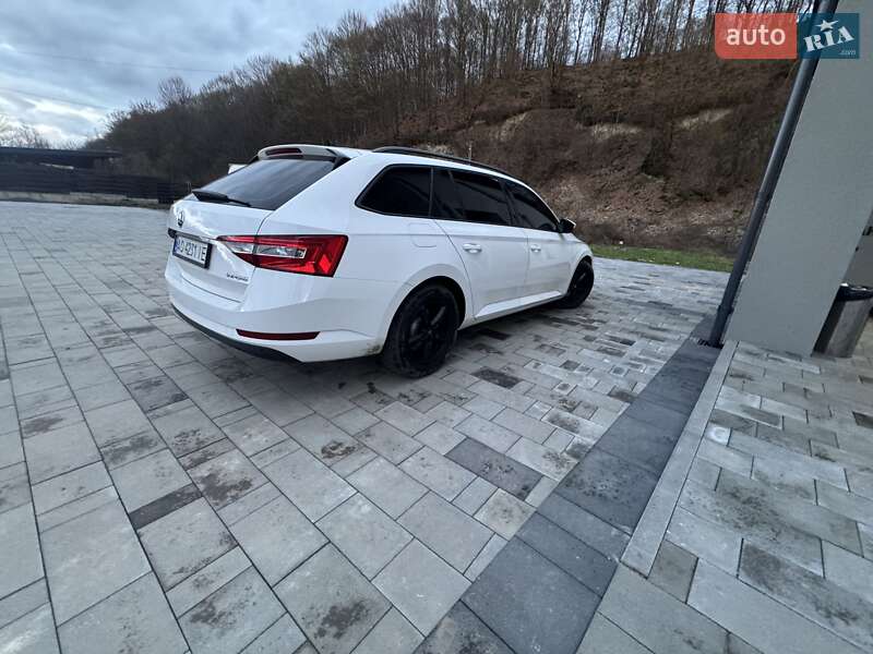Универсал Skoda Superb 2019 в Тячеве
