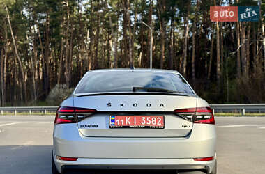 Лифтбек Skoda Superb 2020 в 