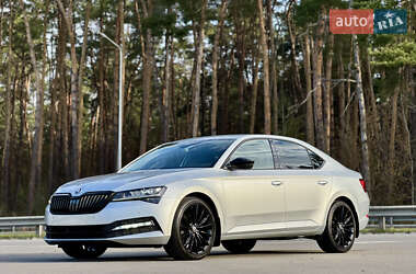 Лифтбек Skoda Superb 2020 в 