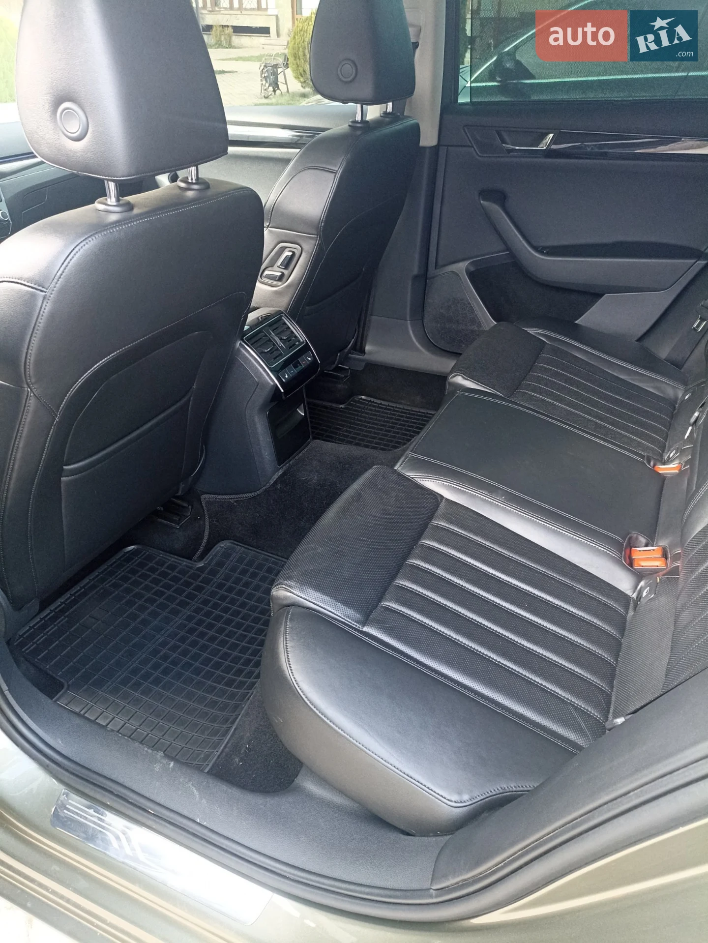 2016 Skoda Superb - мініатюра 14