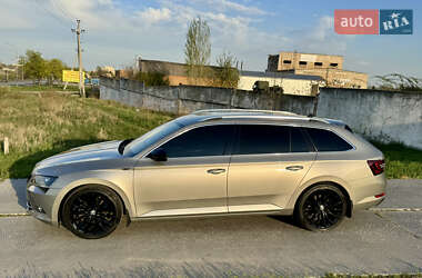 Универсал Skoda Superb 2018 в 