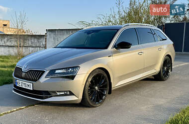Универсал Skoda Superb 2018 в 