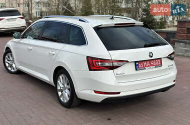 Универсал Skoda Superb 2018 в 