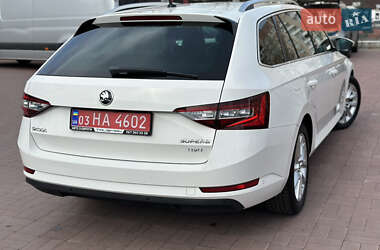 Универсал Skoda Superb 2018 в 