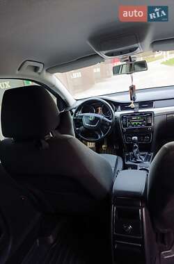 Универсал Skoda Superb 2013 в 