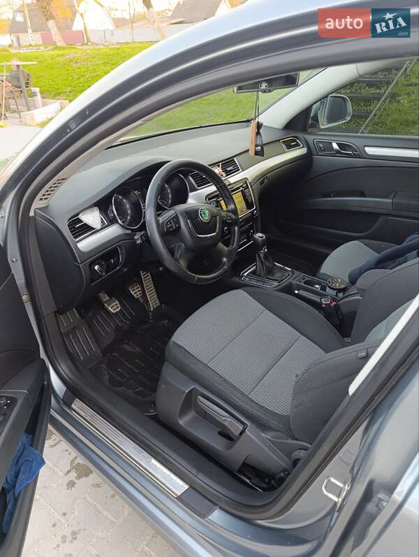 Универсал Skoda Superb 2013 в Ярмолинцах фото 79 Универсал Skoda Superb 2013 в Ярмолинцах