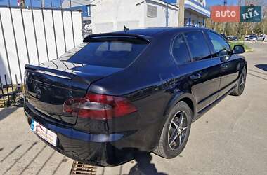 Лифтбек Skoda Superb 2010 в 