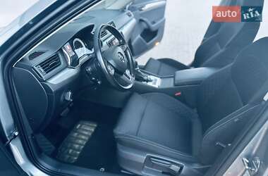 Лифтбек Skoda Superb 2019 в 