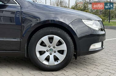 Универсал Skoda Superb 2011 в 