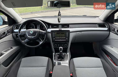 Универсал Skoda Superb 2011 в 