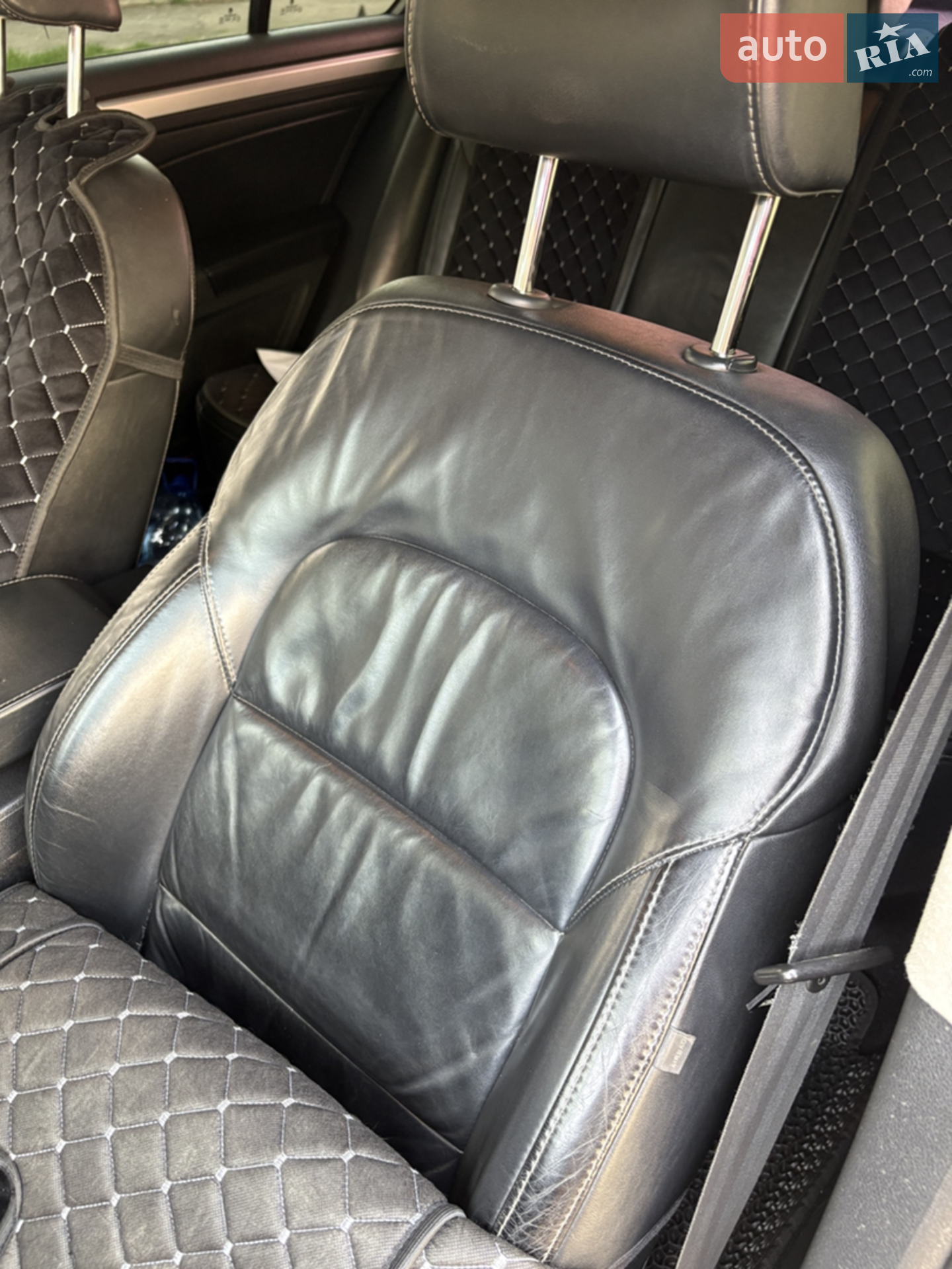 2010 Skoda Superb - мініатюра 10