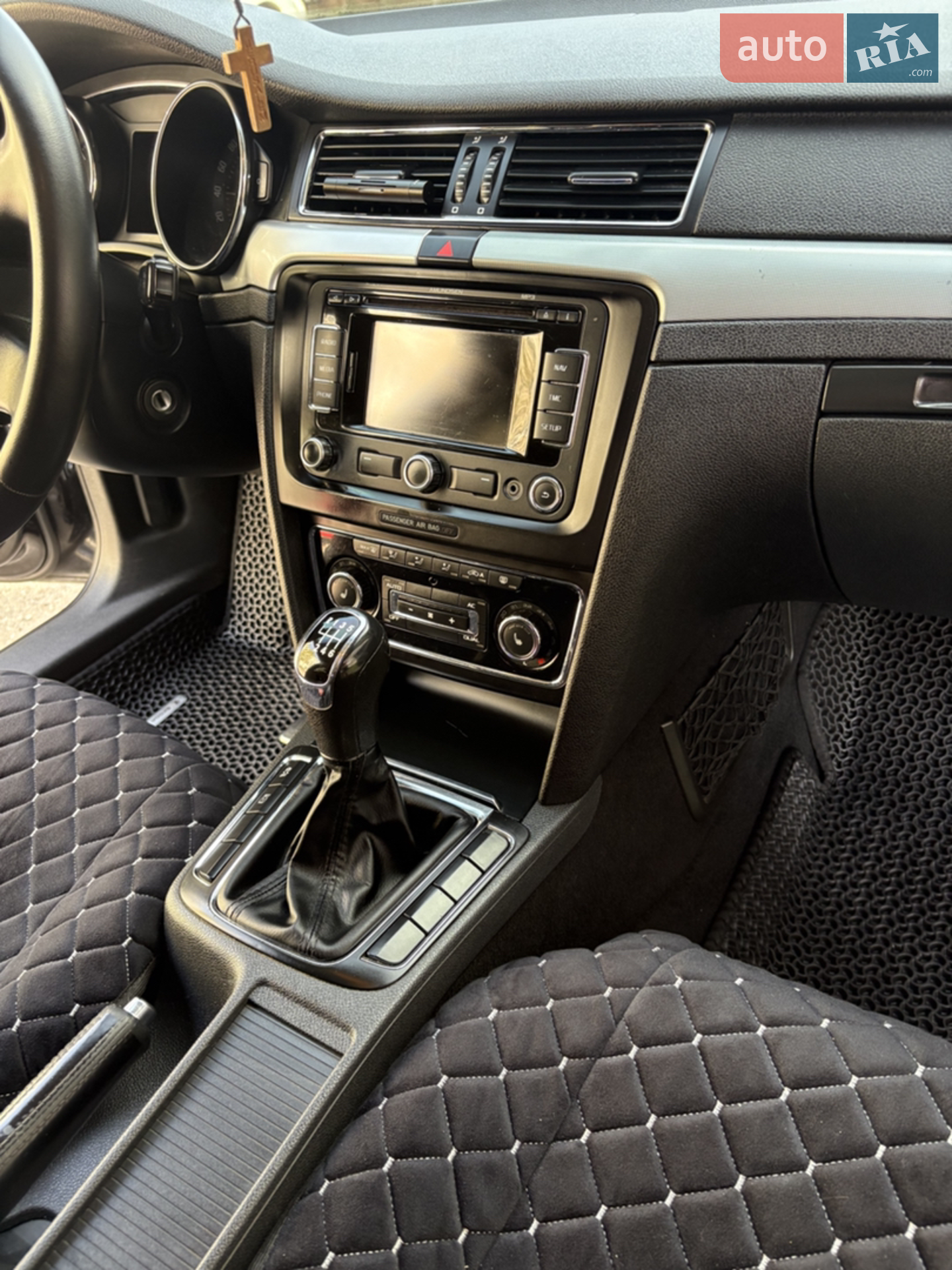 2010 Skoda Superb - мініатюра 12