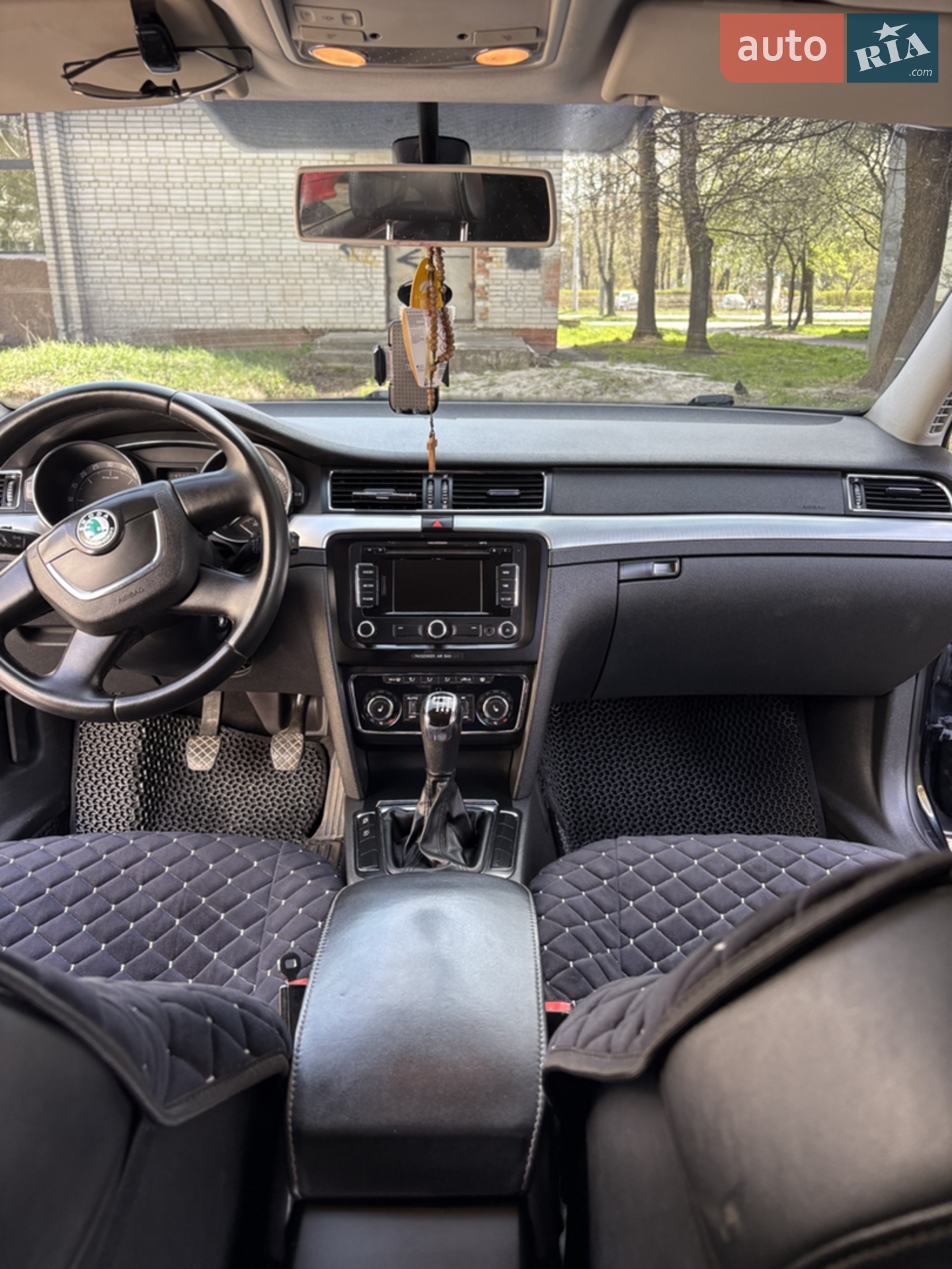 2010 Skoda Superb - мініатюра 13