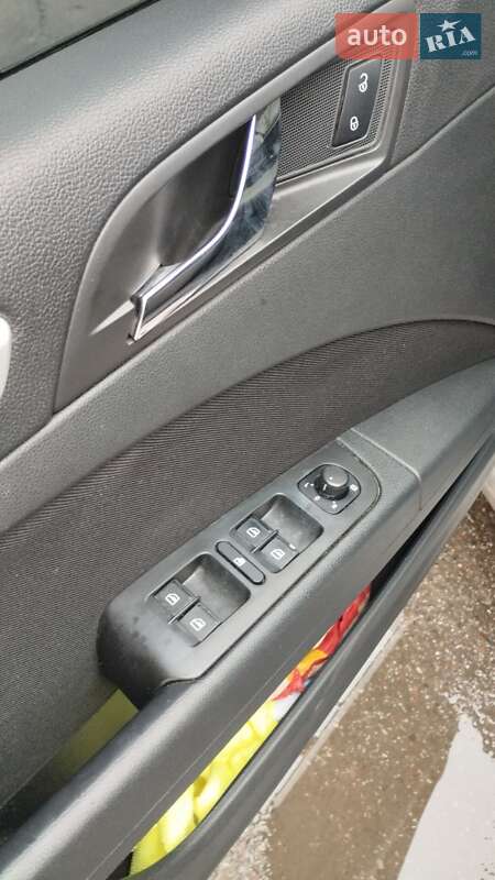 Лифтбек Skoda Superb 2011 в Львове