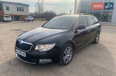 Универсал Skoda Superb 2010 в Житомире