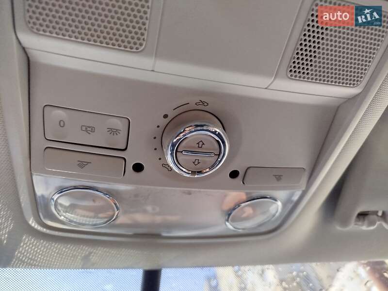 Універсал Skoda Superb 2014 в Охтирці