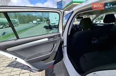 Універсал Skoda Superb 2016 в 