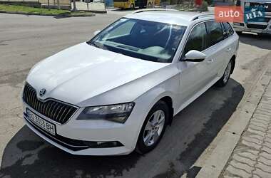 Універсал Skoda Superb 2016 в 