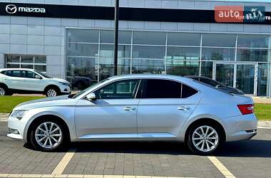 Лифтбек Skoda Superb 2016 в Мукачево