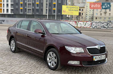 Лифтбек Skoda Superb 2009 в 
