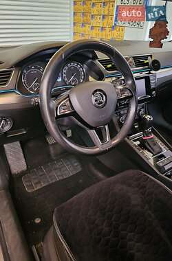 Ліфтбек Skoda Superb 2015 в 