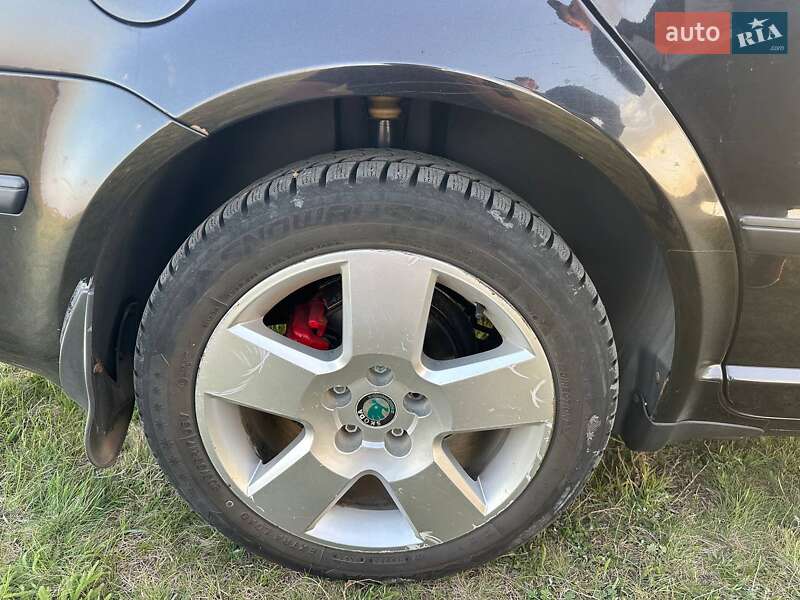 Ліфтбек Skoda Superb 2007 в Томашполі