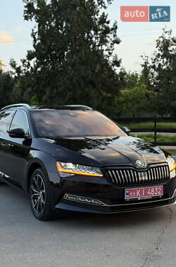 Універсал Skoda Superb 2020 в 