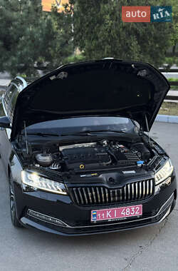 Універсал Skoda Superb 2020 в 