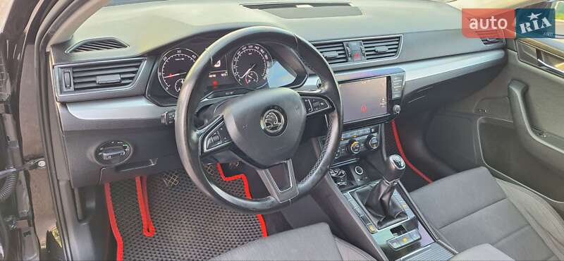 Універсал Skoda Superb 2016 в Новоархангельську