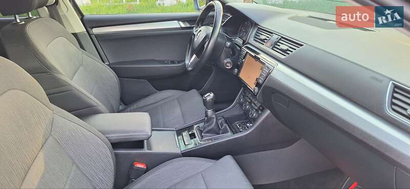 Універсал Skoda Superb 2016 в Новоархангельську