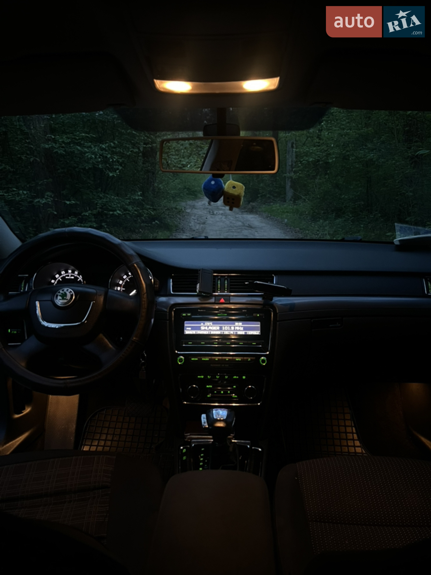 2010 Skoda Superb - мініатюра 23