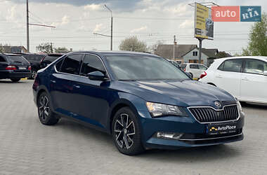 Лифтбек Skoda Superb 2018 в 