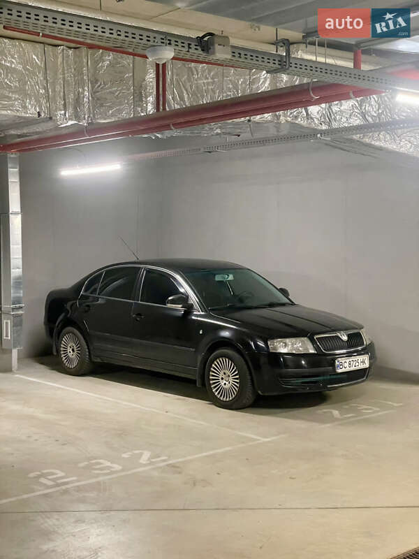 Лифтбек Skoda Superb 2008 в Львове