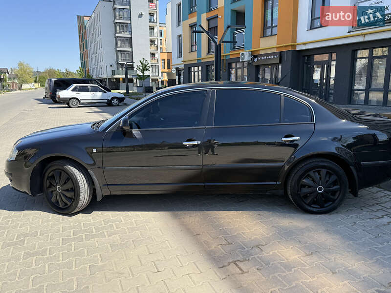Лифтбек Skoda Superb 2008 в Ивано-Франковске