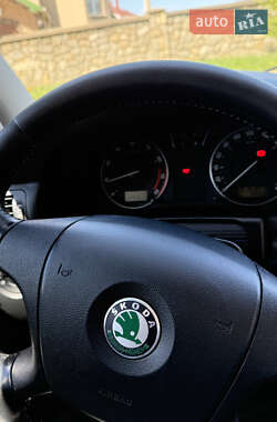 Лифтбек Skoda Superb 2008 в 