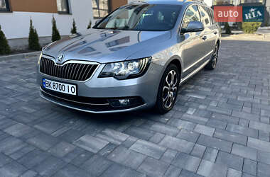 Универсал Skoda Superb 2014 в 