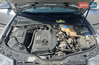 Лифтбек Skoda Superb 2005 в 