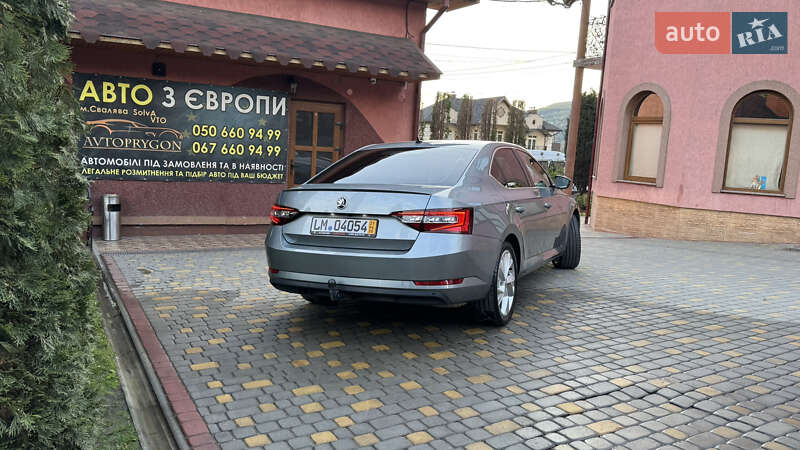Лифтбек Skoda Superb 2019 в Сваляве