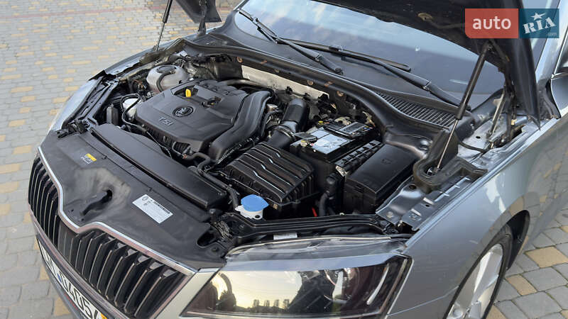 Лифтбек Skoda Superb 2019 в Сваляве