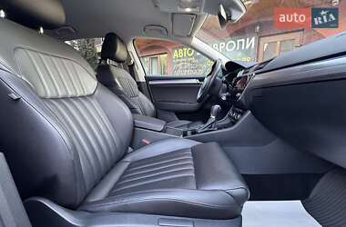 Лифтбек Skoda Superb 2019 в 