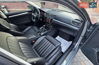 Лифтбек Skoda Superb 2019 в 