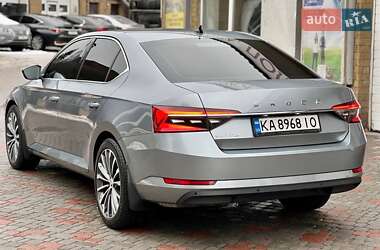 Ліфтбек Skoda Superb 2021 в 