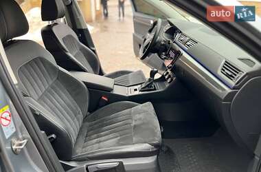 Ліфтбек Skoda Superb 2021 в 