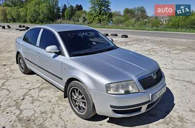 Лифтбек Skoda Superb 2008 в 