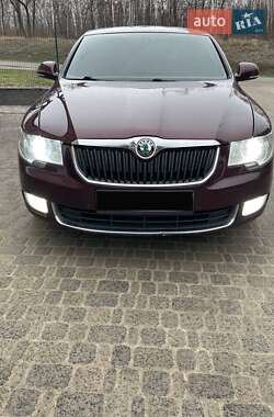 Лифтбек Skoda Superb 2010 в 
