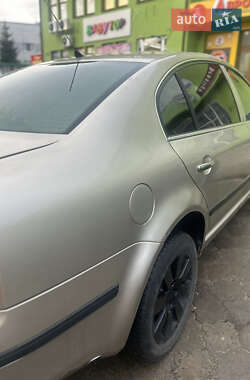 Лифтбек Skoda Superb 2005 в 